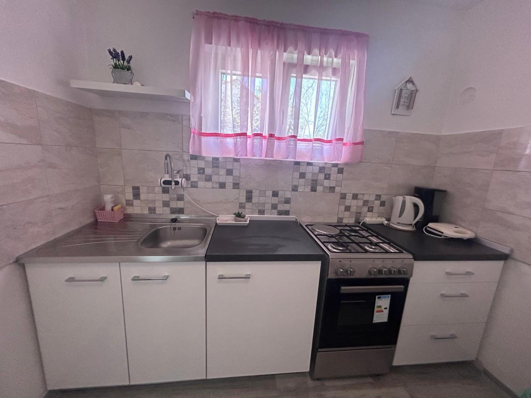 Apartment Jonas 罗维尼 外观 照片